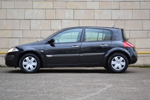 321 rent a car Cluj Renault Megane hatchback