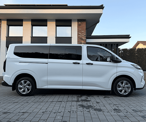 ford transit custom 2025 1