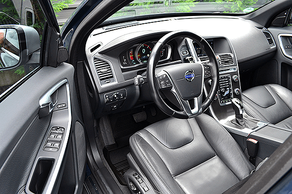 volvo xc60 int