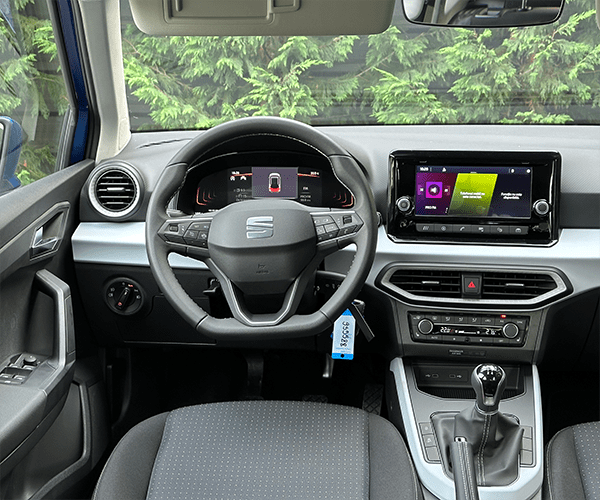 seat arona 2023 albastru interior1