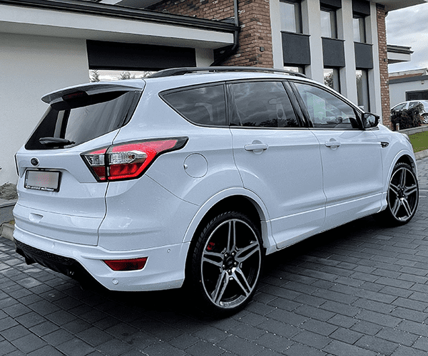 ford kuga st line1