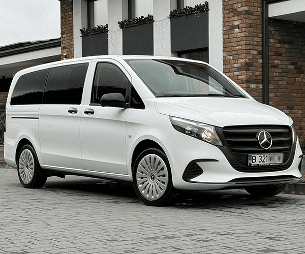 Închiriere Mercedes Vito 7+1 locuri 2025 automat Cluj